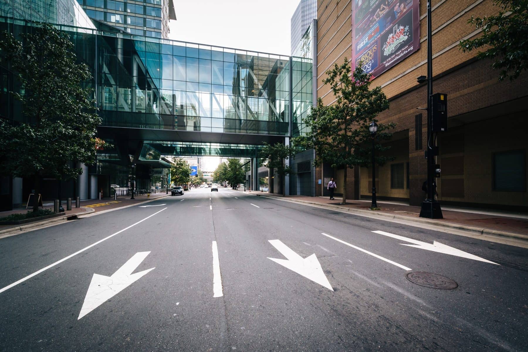 yes-for-meck-uptown-street-skybridge
